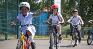 0170 Cycling must follow football's lead and do more for girls