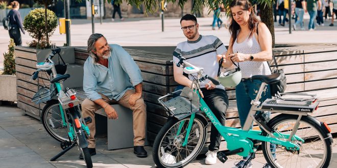 Beryl Hereford JakeBaggaley 7823 Beryl and Herefordshire Council celebrate the impact of e-bikes in first year