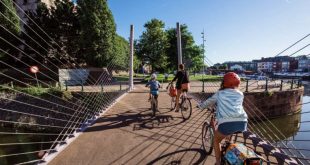 European Declaration on Cycling Mock up EU local and regional governments and transport networks call for investment prioritisation