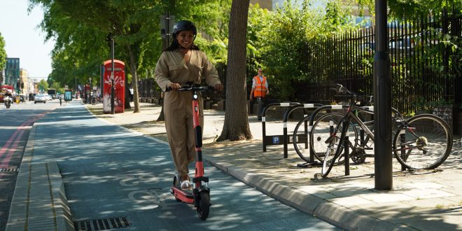 FREENOW x Voi scaled e1697816326863 Voi e-scooters now available to hire in London on FreeNow