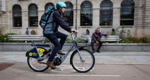 LCB action cycleway 3 cropped Leeds City Bikes launches more flexible and cost-effective way to pay