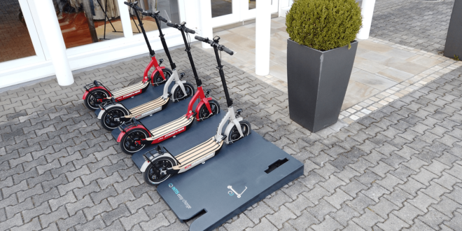 Metz INTIS charger Metz, INTIS team up to launch 'first-ever' inductive micromobility charging platform