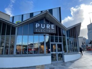 Pure Electrics new Plymouth showroom opens with wide range of e bike and e scooters1 Pure Electric's new Plymouth showroom opens with wide range of e-bikes and e-scooters