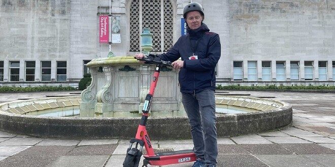 Voi e scooter trial launches in Southampton Voi e-scooter trial begins in Southampton