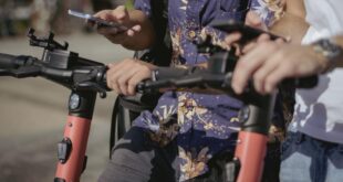 Voi scooters 4 Voi's rental e-scooter service to be extended further in Birmingham